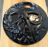 3D skull stretching through high gloss touring fuel door