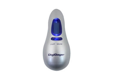 Digital Tire Pressure Gauge - V-Twin Mfg.