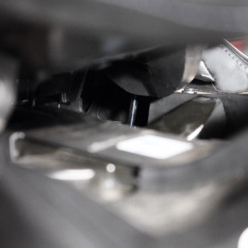 SHOW CHROME Seat Shock - Spyder RT '10-'19 41-268