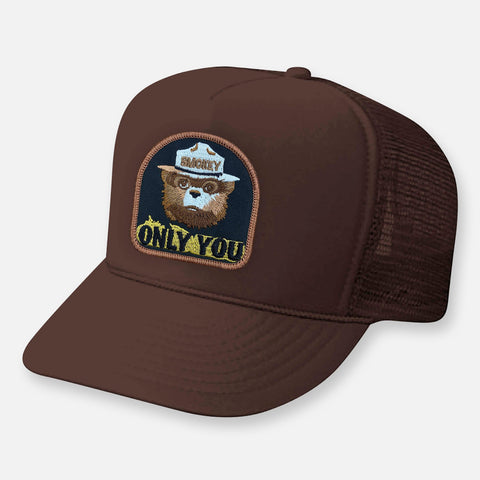 SMOKEY PATCH HAT