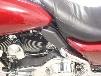 Mid Frame Cover Air Deflector Kit Black - V-Twin Mfg.